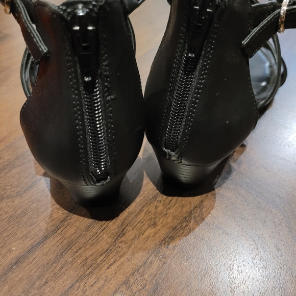 Black wedge sandals - Picture 6 of 7